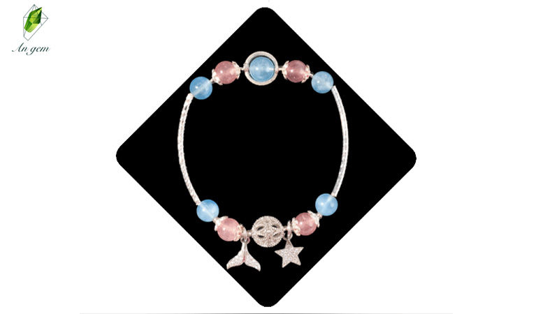 Vòng Aqua mix dâu hồng charm vàng/bạc